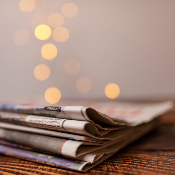 Motivbild Zeitungen [Foto: ©bogdanvija - stock.adobe.com]